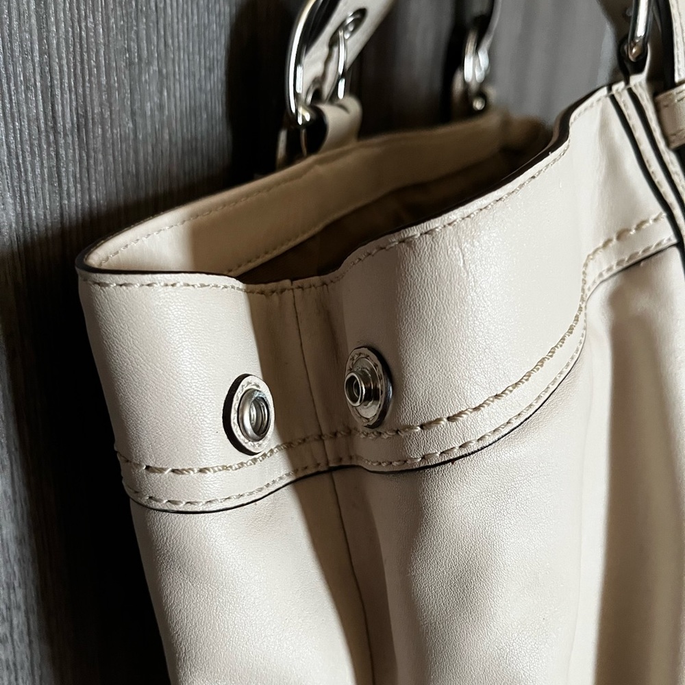 👜Shoulder bag 👜 - Picture 4 of 16